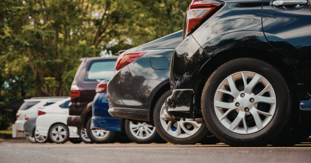 Taxis ejecutivos vs. Transporte empresarial privado en Querétaro: ¿Qué le conviene a tu empresa?