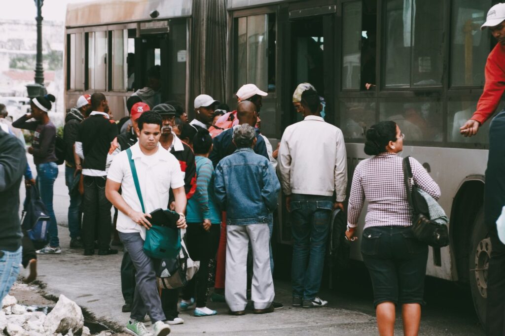 ¿Qué es el transporte de personal y cómo funciona para empresas en Querétaro?